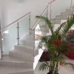 Photo garde-corps vitrerie inox vitré escalier