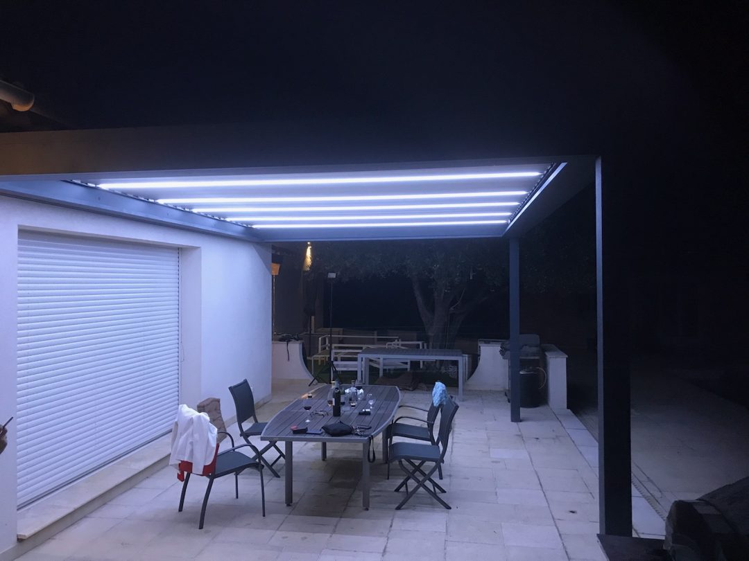 pergola et volet de nuit, éclairage led
