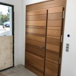 porte aluminium effet bois massif