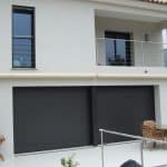 volet roulant sur maison moderne