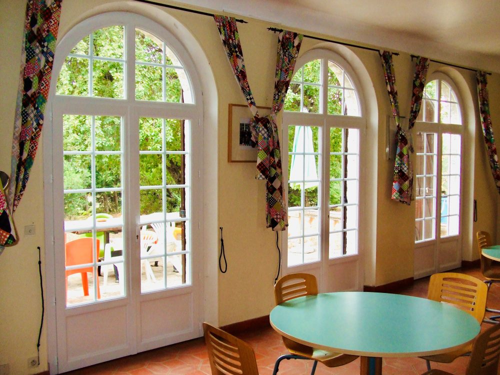 fenêtre pvc grande salle